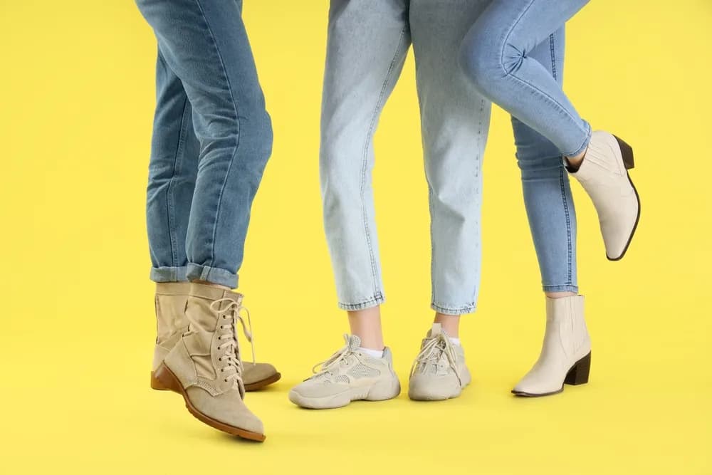 Jakie buty do jeansów damskich? Poznaj idealne połączenia stylizacji